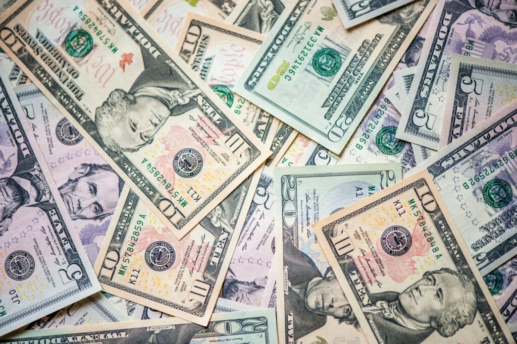 MAKING MONEY WRITING BLOGS